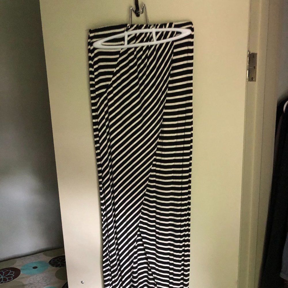 Alt B Maxi Striped Skirt Black and White w/ Slit